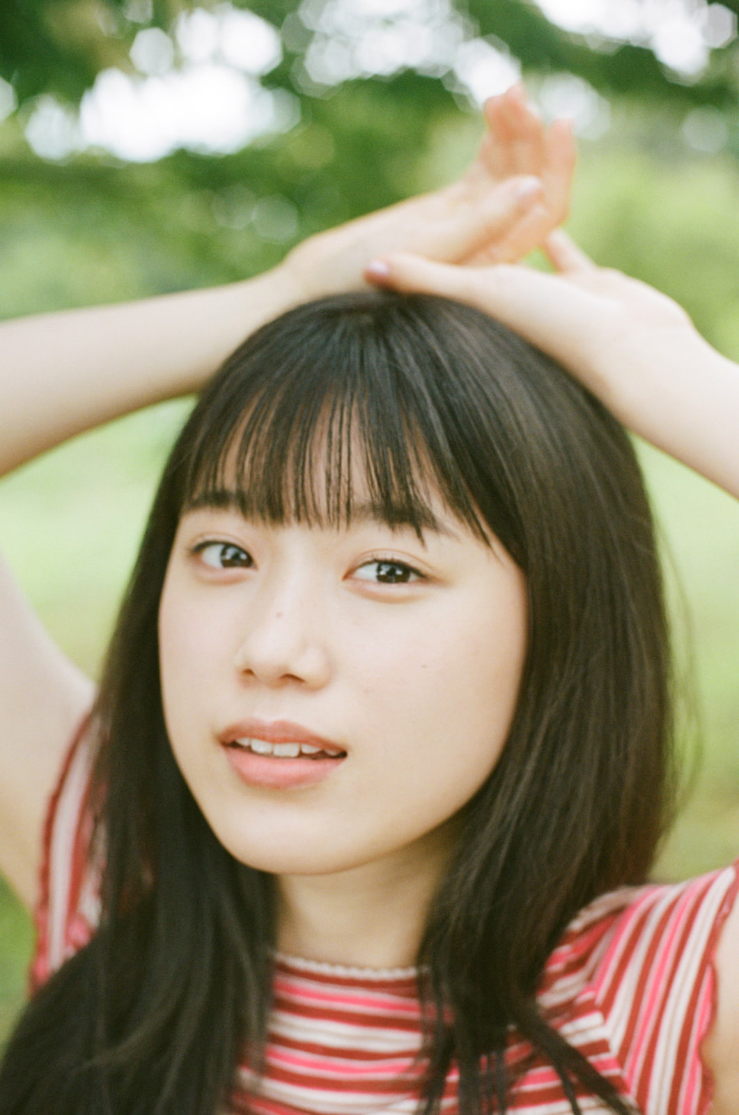 ◇石野理子アイドルネッサンス Listen 赤い公園 サイン入り写真